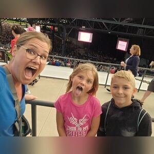 Meet your Posher, Brittney